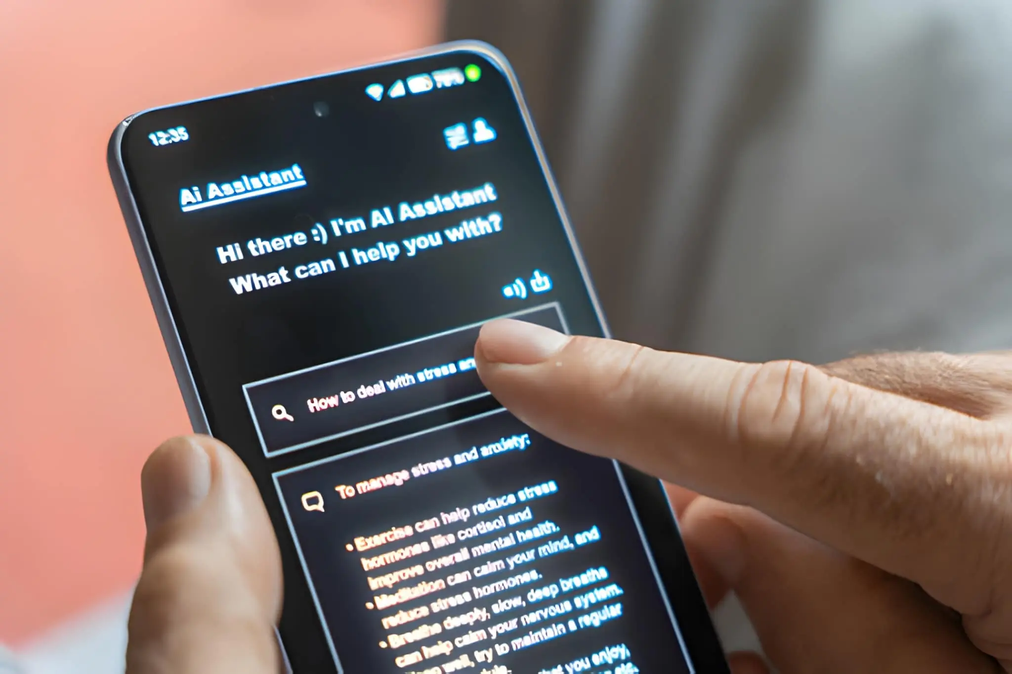 Person using an AI assistant app on a smartphone, demonstrating practical ChatGPT prompts that beginners can copy and paste to write clearer and more professional emails